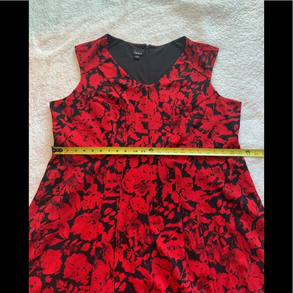 Simply Emma Gorgeous Red & Black Slimming Vneck Dress - Picture 8 of 10